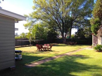 Edgeworth Street Manor - Getaway Accommodation 2