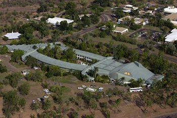 Holiday Inn Gagudju Crocodile - Getaway Accommodation 0