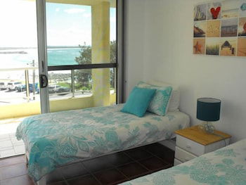 Beachpoint Unit 202 - Getaway Accommodation 2