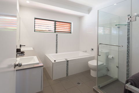 Casuarina 13 On Hamilton Island - Getaway Accommodation 3
