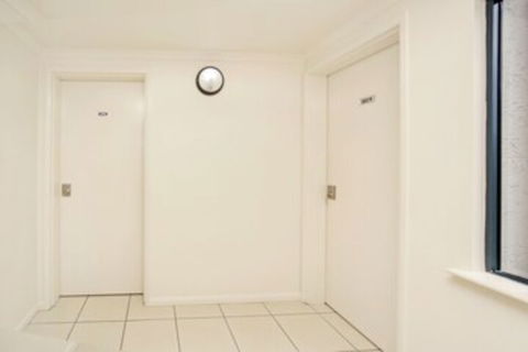 Centrally Located Apartment 1020 - Getaway Accommodation 0