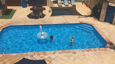 Hillary's Coastal Resort - Getaway Accommodation 3