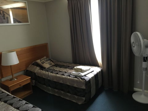 Hillary's Coastal Resort - Getaway Accommodation 5