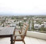 Broadwater Shores Waterfront Apartments - Getaway Accommodation