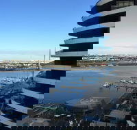 Apartments Melbourne Domain - New Quay Docklands - Getaway Accommodation