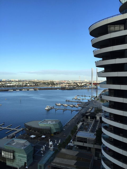 Apartments Melbourne Domain - New Quay Docklands - Getaway Accommodation 0