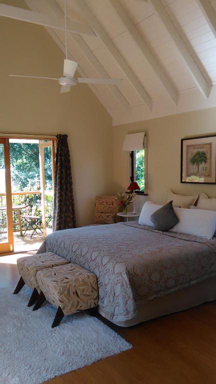 Old Church B&B - Getaway Accommodation 4