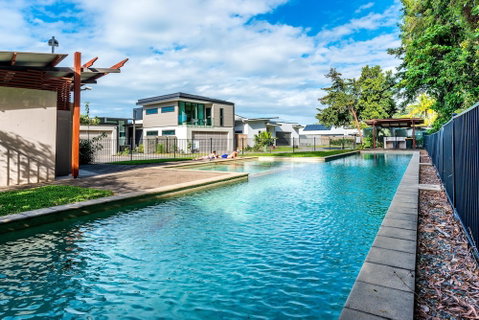 Blue Lagoon Villa B - Getaway Accommodation 3