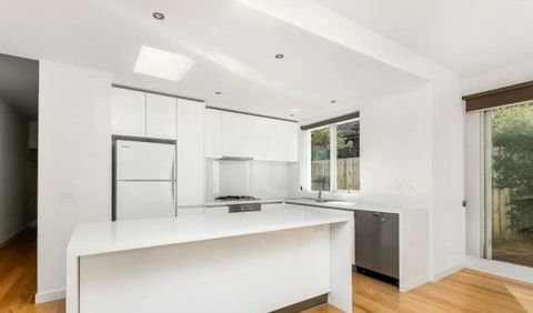 Malvern 3 Bedroom Home - Getaway Accommodation 4