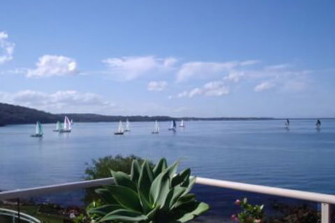 The Mitchells Waterfront Bed & Breakfast - Getaway Accommodation 6