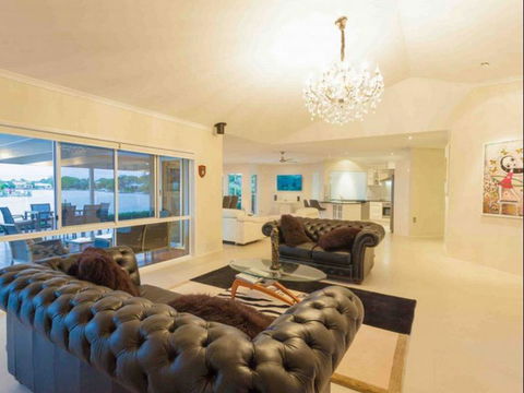 15 Shorehaven Drive Apartments - Getaway Accommodation 4