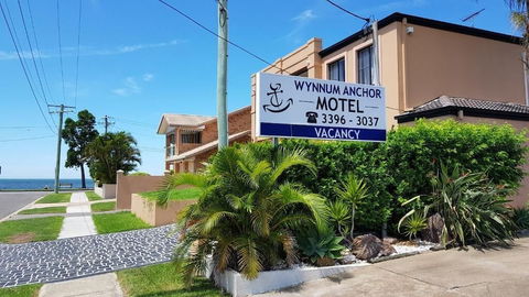 Wynnum Anchor Motel - Getaway Accommodation 0