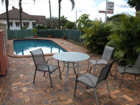 Lancaster Court Motel - Getaway Accommodation 2