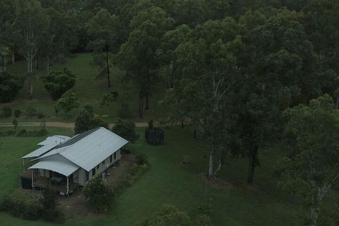 Melawondi Spring Retreat - Getaway Accommodation 4