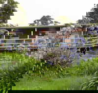 Bombina Cottages - Getaway Accommodation