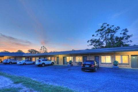 Hilldrop Motor Inn - Getaway Accommodation 2