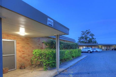 Hilldrop Motor Inn - Getaway Accommodation 6