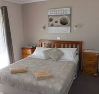 Lakes Entrance Country Cottages - Getaway Accommodation