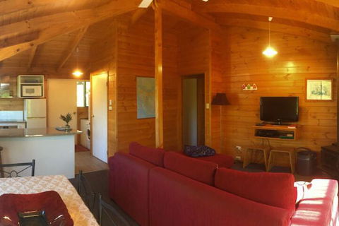 Sandpiper Ocean Cottages - Getaway Accommodation 7