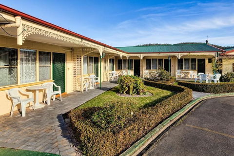 Wintersun Gardens Motel - Getaway Accommodation 0