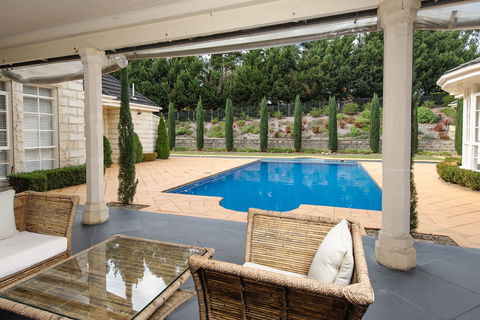 Montfort Manor - Getaway Accommodation 3