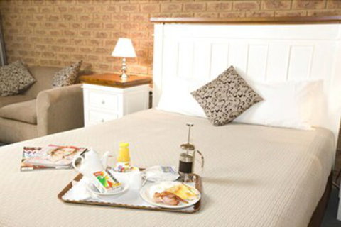 Beechworth Carriage Motor Inn - Getaway Accommodation 3