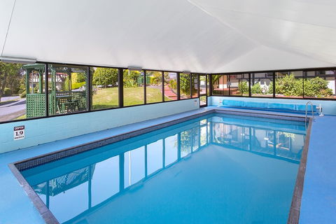 Village Family Motor Inn - Getaway Accommodation 0