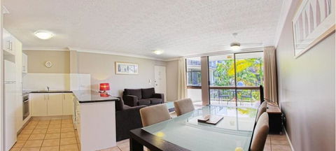 Headland Tropicana - Getaway Accommodation 6
