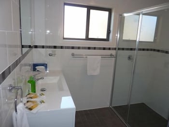 Garden Of Eden Caravan Park - Getaway Accommodation 2