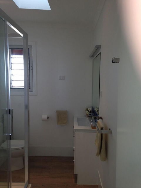 Cardwell Beachfront Motel - Getaway Accommodation 5