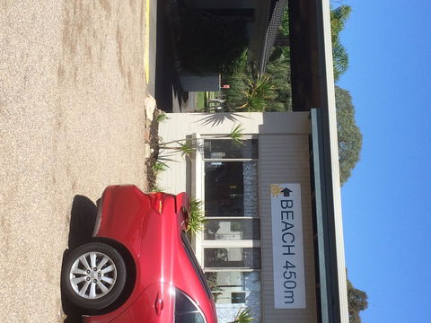 Hanging Rock Family Motel - Getaway Accommodation 1