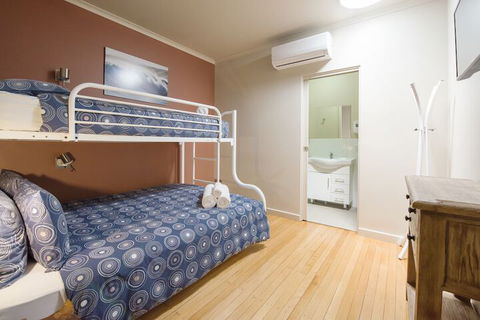 Port Lincoln YHA - Getaway Accommodation 5
