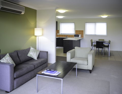 Oceanic On Thompson Apartments - Getaway Accommodation 3