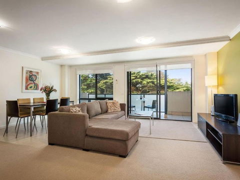 Oceanic On Thompson Apartments - Getaway Accommodation 4