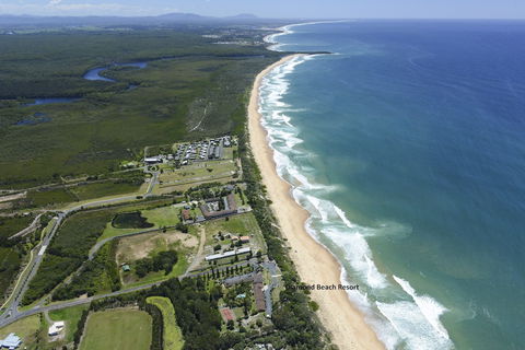 Diamond Beach Resort - Getaway Accommodation 6
