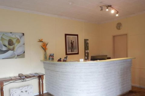 Flying Spur Motel - Getaway Accommodation 6