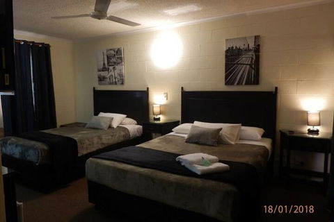 Flying Spur Motel - Getaway Accommodation 7