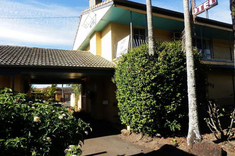 Flying Spur Motel - Getaway Accommodation 2