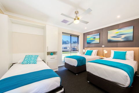 Howlong Golf Resort - Getaway Accommodation 6