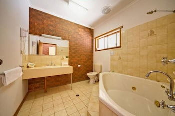 Paradise Lakes Motel - Getaway Accommodation 6