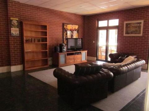 Holiday On Mostyn - Getaway Accommodation 3