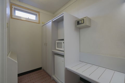 Olympia Motel - Getaway Accommodation 3