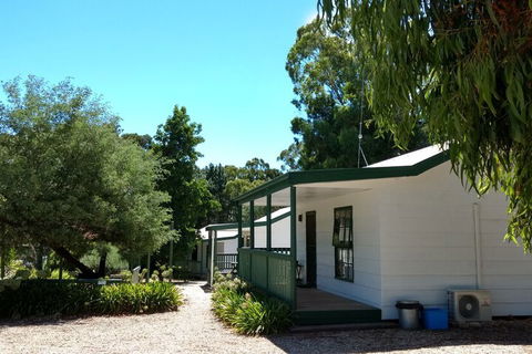 Fernleigh Farmstay & Bike Park - Getaway Accommodation 4