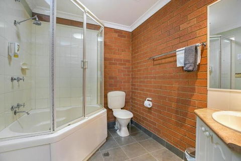 Bendigo Goldfields Motor Inn - Getaway Accommodation 1