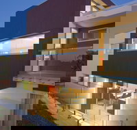 Alouarn Apartment 2 - Getaway Accommodation