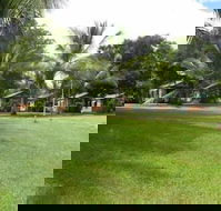 Ivanhoe Village Caravan Resort - Getaway Accommodation