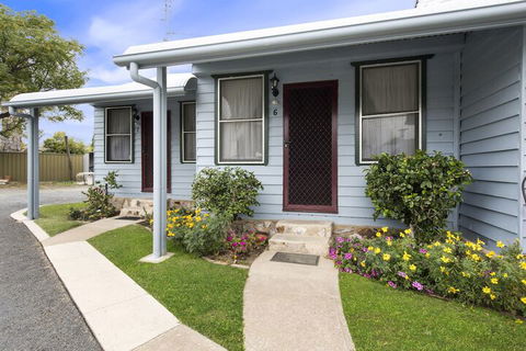 Canberra Ave Villas - Getaway Accommodation 3