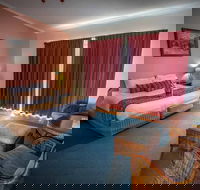 Eagle Heights Mountain Hotel - Getaway Accommodation