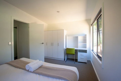 Halls Gap Lakeside Tourist Park - Getaway Accommodation 7