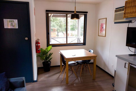 Halls Gap Lakeside Tourist Park - Getaway Accommodation 4